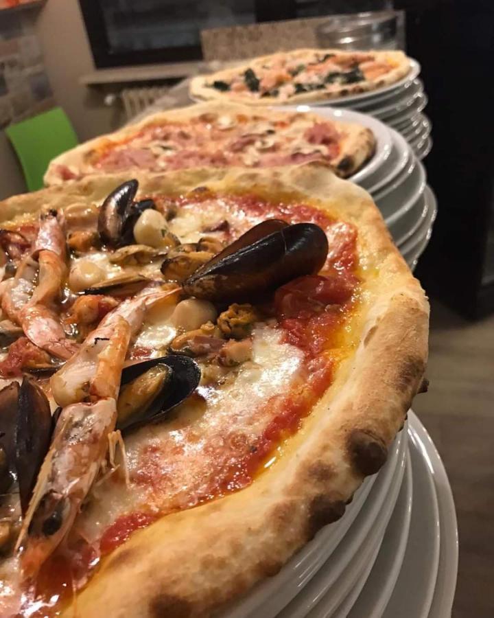 Da Gianni Hotel Zogno Bagian luar foto